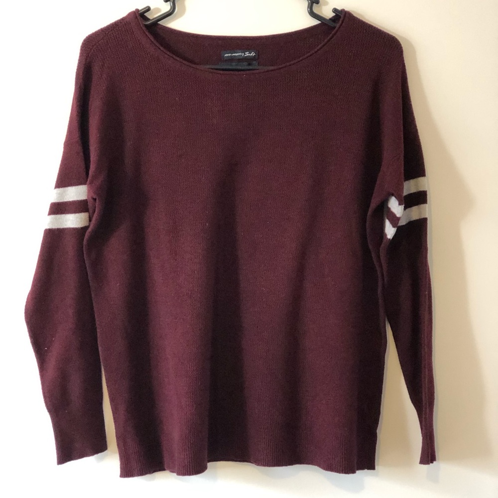 Burgundy ultra soft sweater. Size M